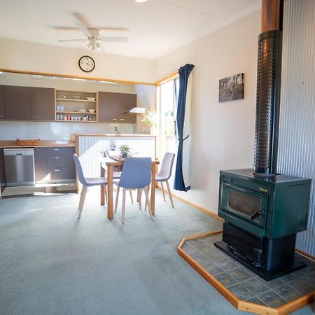 Dee'S On Bligh - Te Anau Holiday Home المظهر الخارجي الصورة