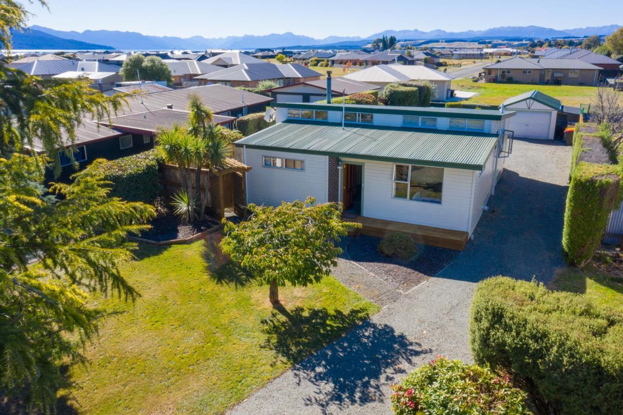 Dee'S On Bligh - Te Anau Holiday Home المظهر الخارجي الصورة